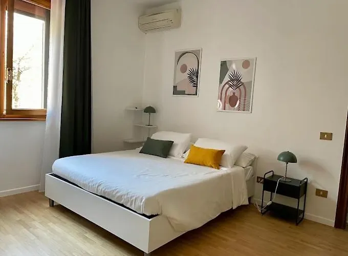 Casa Orlando 招待所 摩德纳